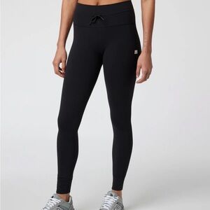 Vuori daily legging black EUC